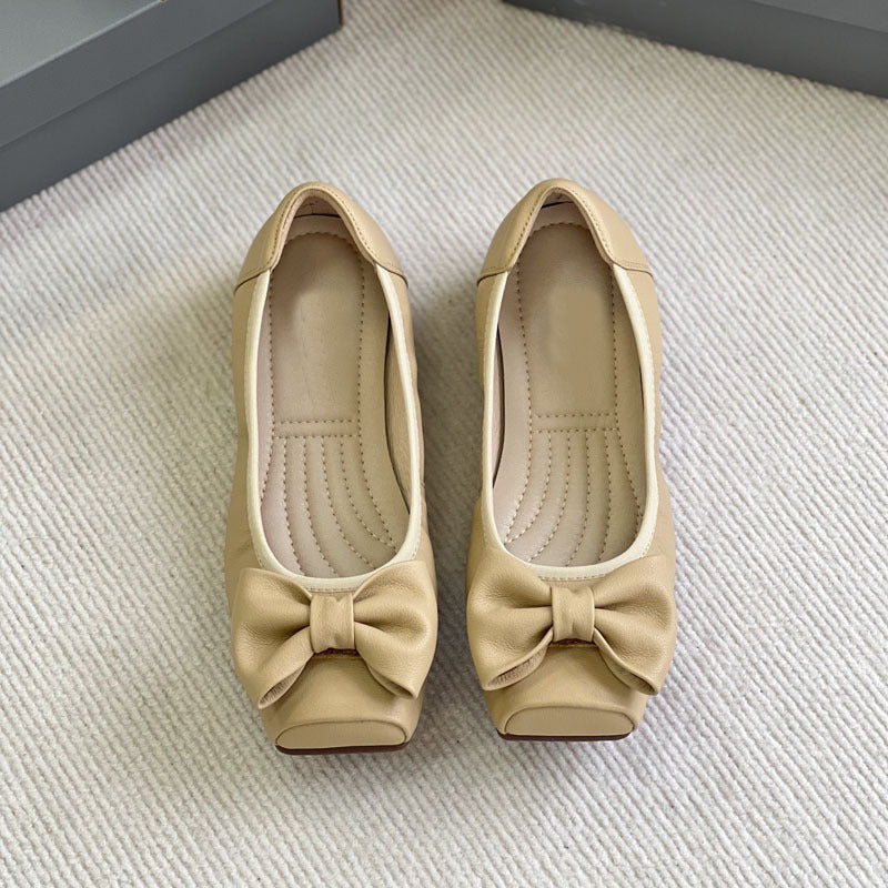 Women's Ballet Flats with Bow Accent
