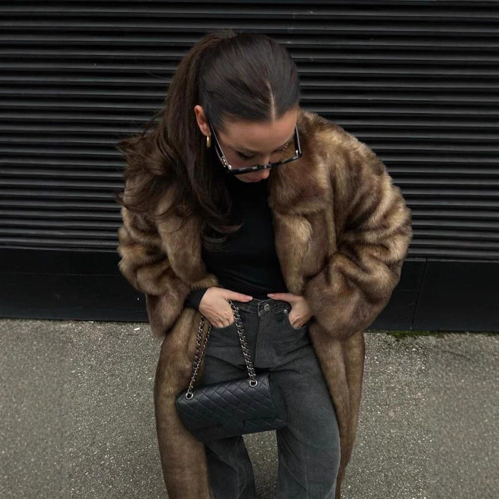 Women's Luxurious Faux Fur Coat