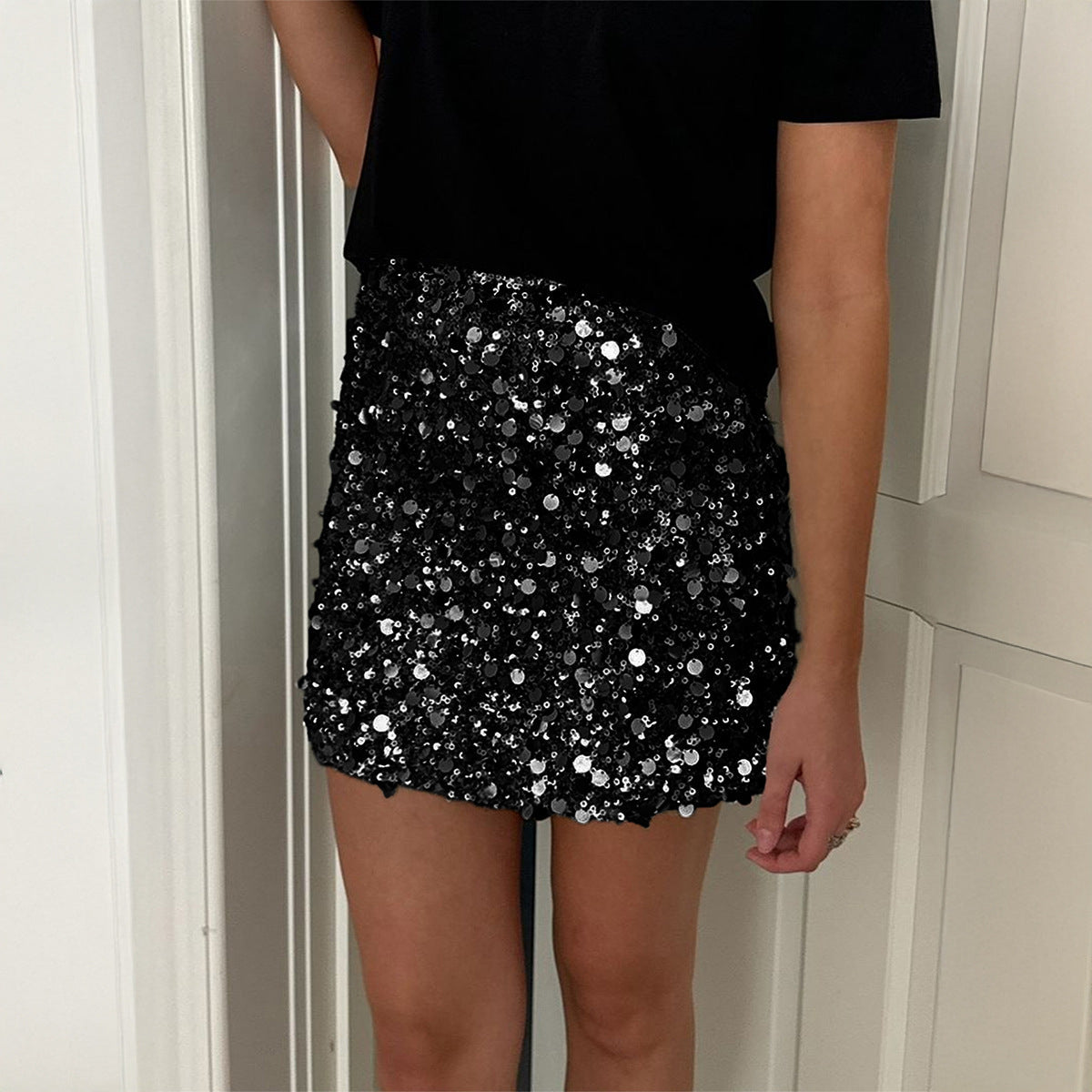 Women's Mini Skirt with Sparkling Sequins