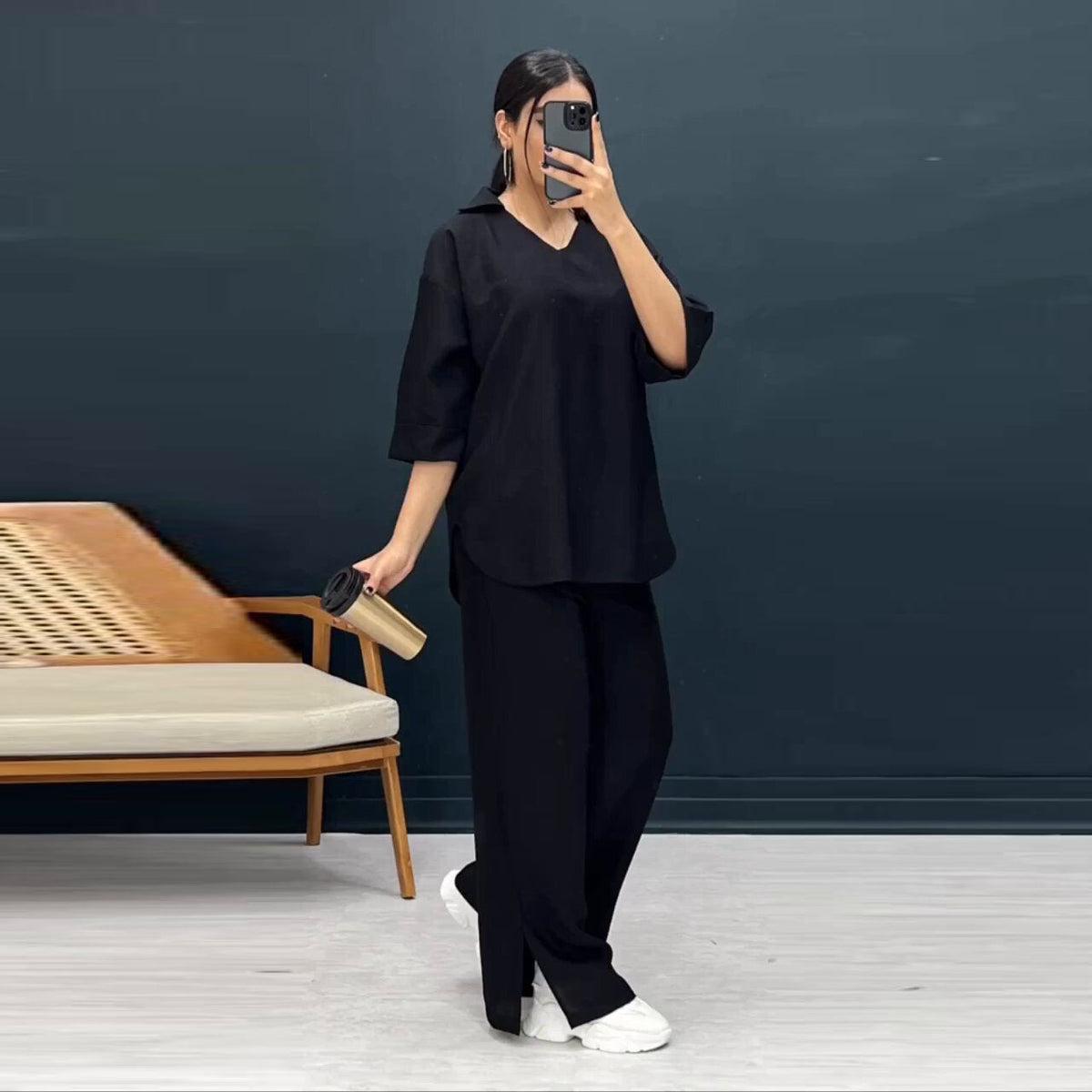 Casual Two-Piece Set with Modern Cut