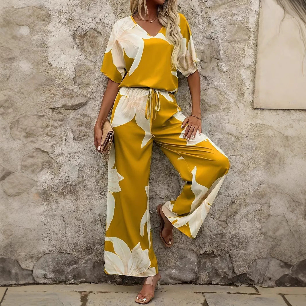 Elegant Women's Jumpsuit with Floral Patterns and Wide Leg