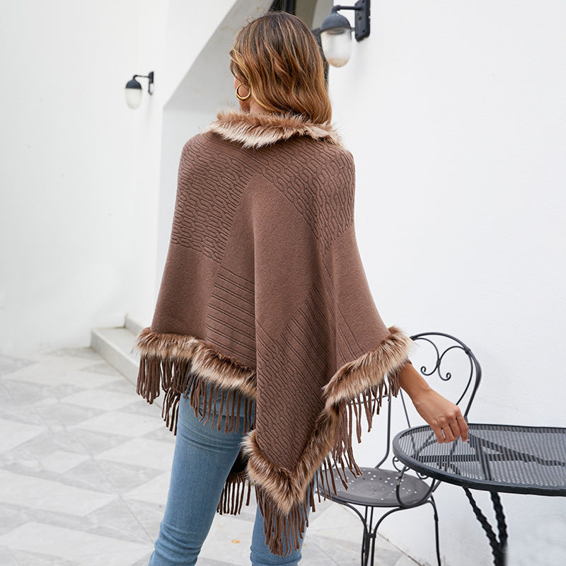 Women's Elegant Poncho with Faux Fur Collar and Fringe