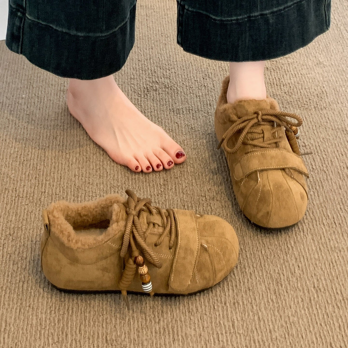 Women's Comfortable Fleece Sneakers with Plush Lining