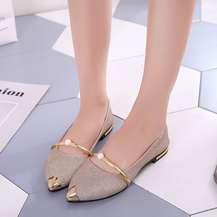 Women's Ballet Flats with Sparkling Glitter Material and Elegant Appliqué