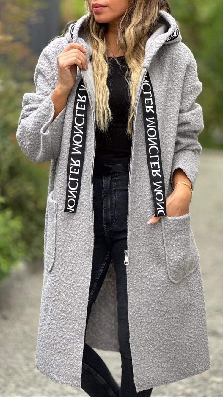 Women's Fashionable Oversized Fleece Coat with Practical Pockets and Hood
