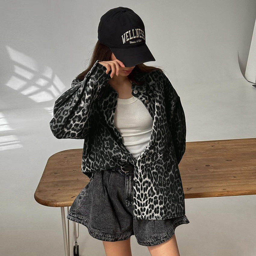 Women's Fashionable Leopard Print Overshirt with Pockets