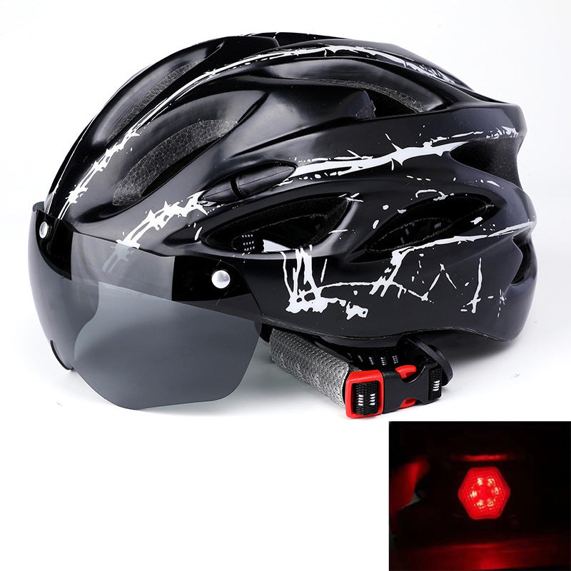 Bicycle Helmet with Integrated Sun Visor and Optimal Ventilation