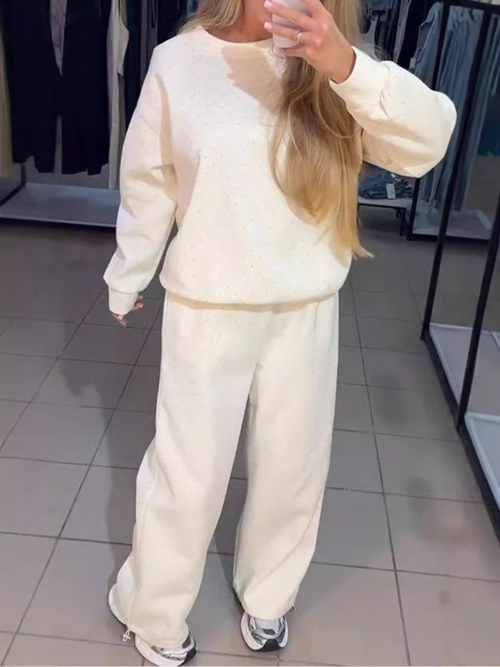 Casual Leisure Suit with Polka Dot Design