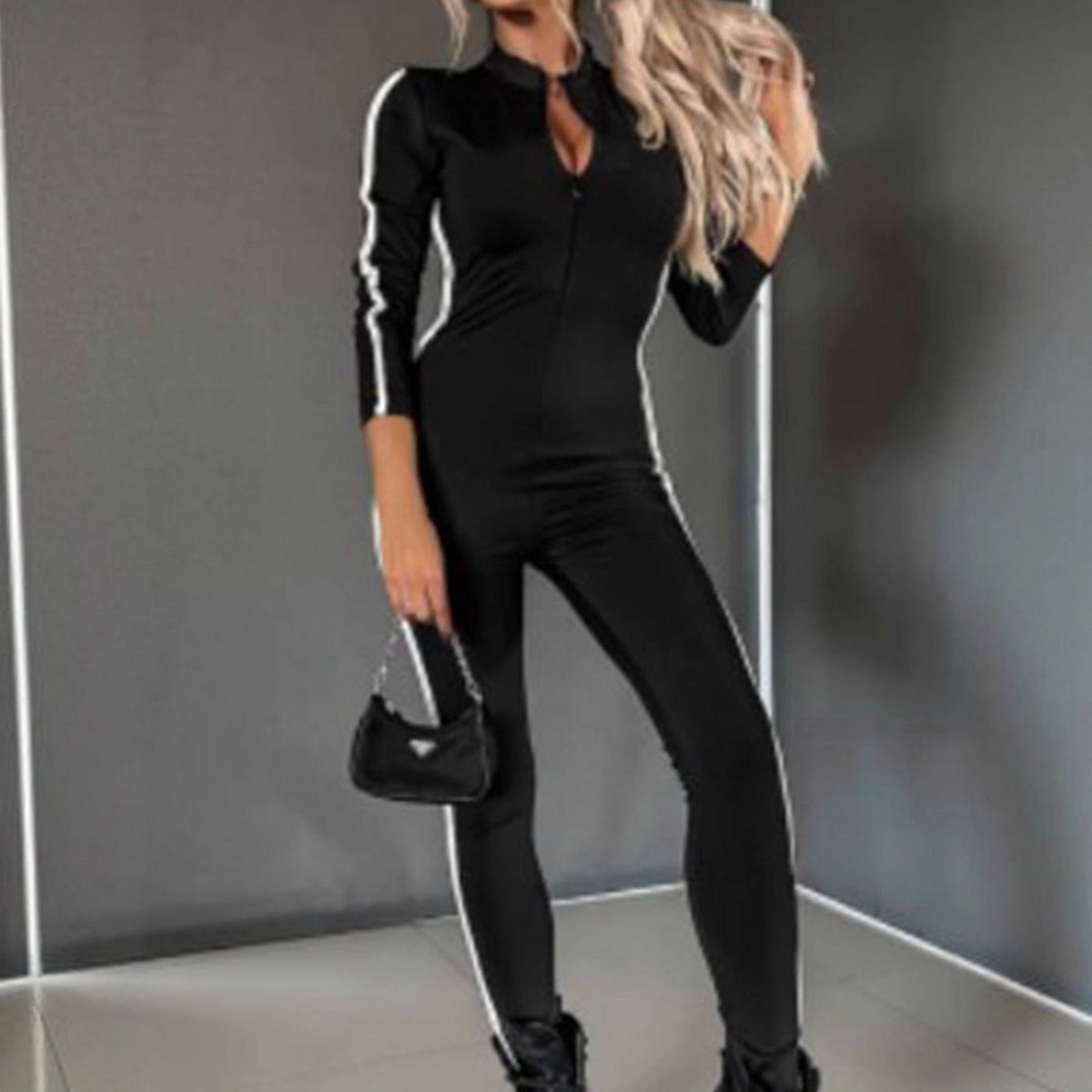 Women's Long-Sleeve High-Neck Seamless Jumpsuit