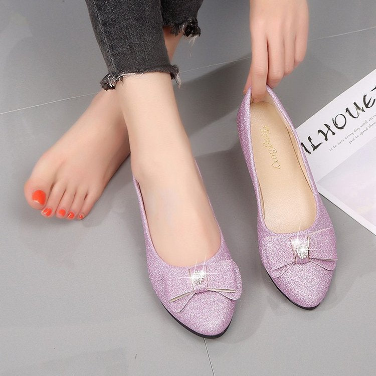 Women's Ballet Flats with Decorative Bow Design