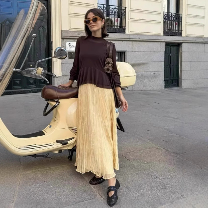 Women's Flowy Maxi Skirt with Elastic Waistband and Voluminous Cut