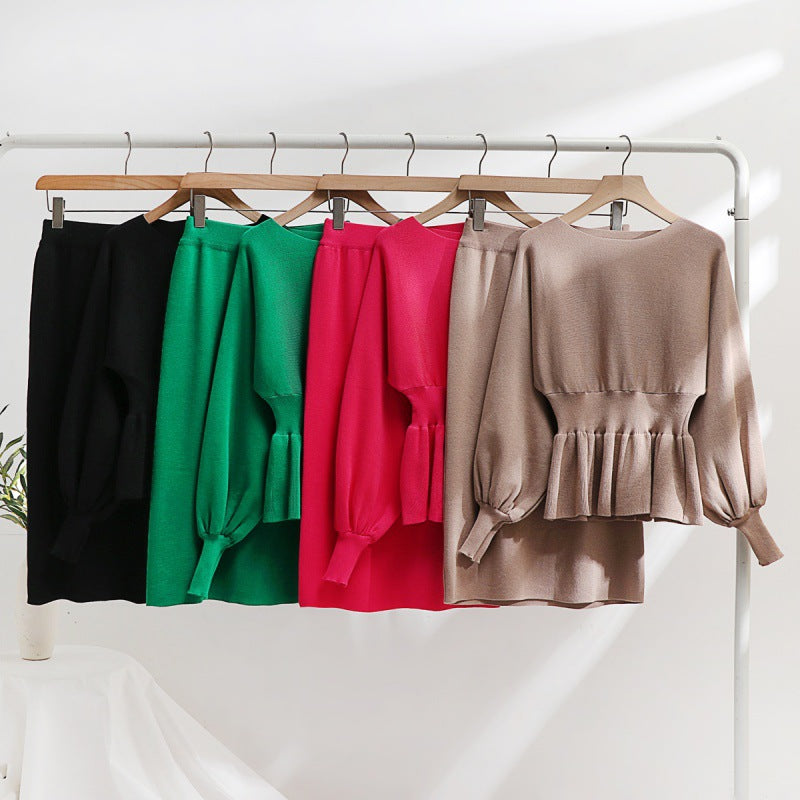 Elegant Knit Ensemble with Ruching and Balloon Sleeves