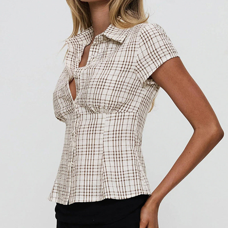Women's Fitted Short-Sleeve Plaid Shirt