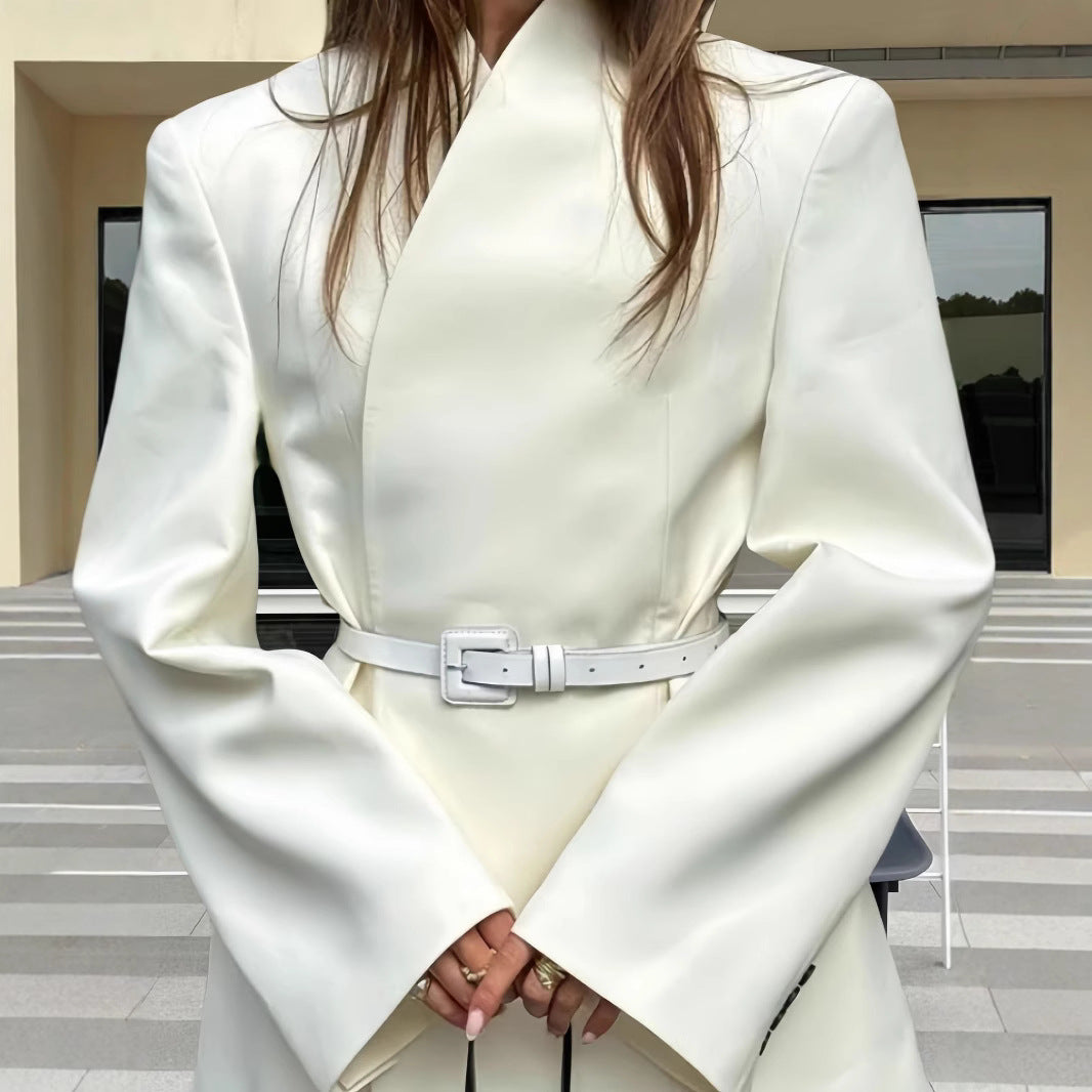 Women's Elegant and Modern Blazer Jacket