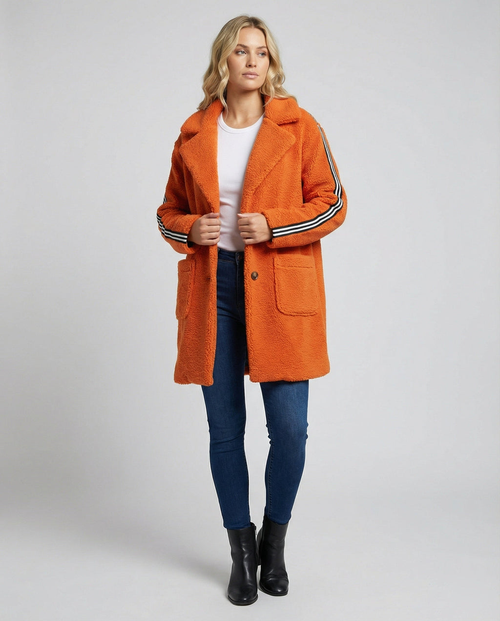 Women's Elegant Teddy Coat with Two Pockets and Sporty Stripes