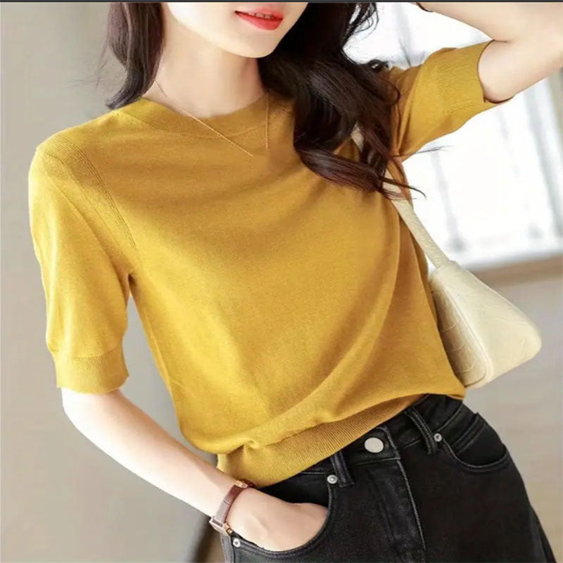 Elegant Short-Sleeve Sweater with Fine Knit Structure