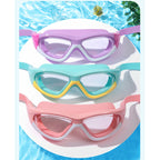 Swimming goggles