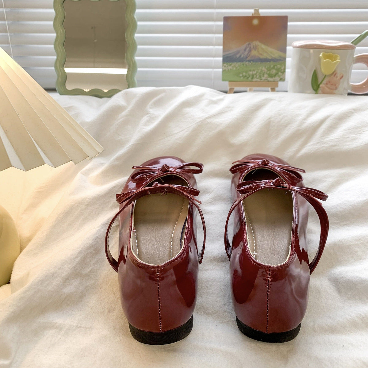 Women's Ballet Flats with Decorative Bows and Comfortable Footbed