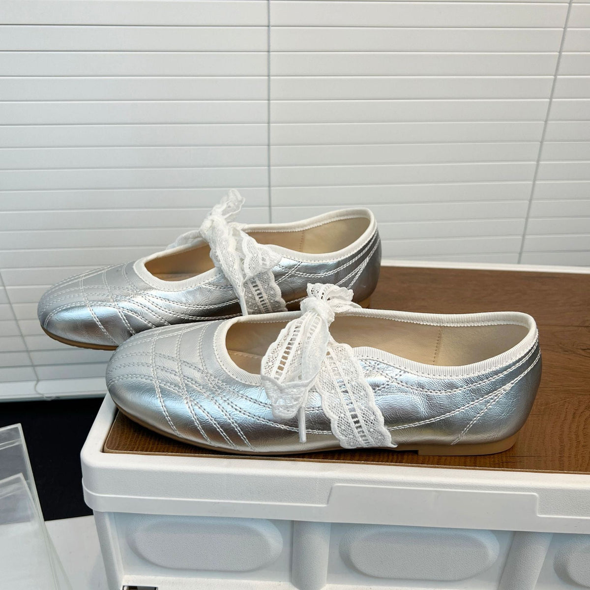 Women's Ballet Flats with Elegant Lace Inlay and Comfortable Footbed