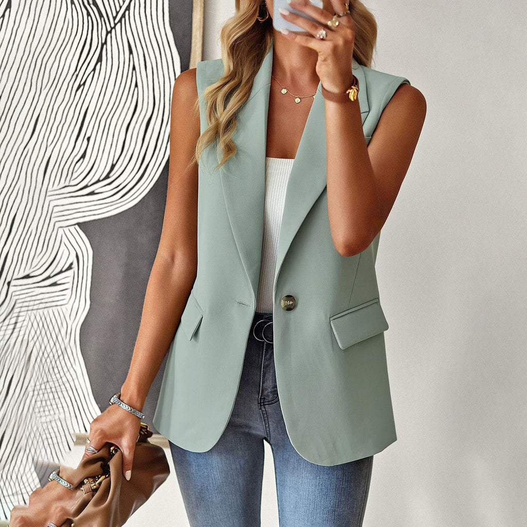 Women's Sleeveless Blazer Top with Tailored Silhouette