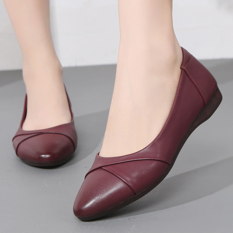 Women's Ballet Flats with Elegant Cut and Comfortable Footbed