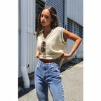 Women's Sleeveless V-Neck Knit Sweater with Cable Knit Pattern