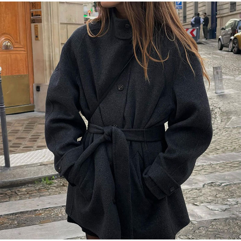 Women's Comfortable Trench Coat with Belt and Voluminous Sleeves