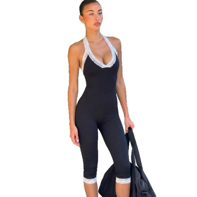 Elegant Jumpsuit with Lace Details and Tailored Silhouette