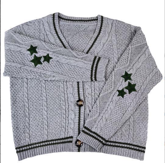 Women's Chunky Knit Cardigan with Unique Cable Structure and Decorative Stars