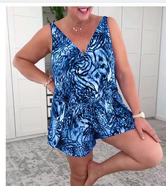 Casual Women's Jumpsuit with Colorful Animal Print