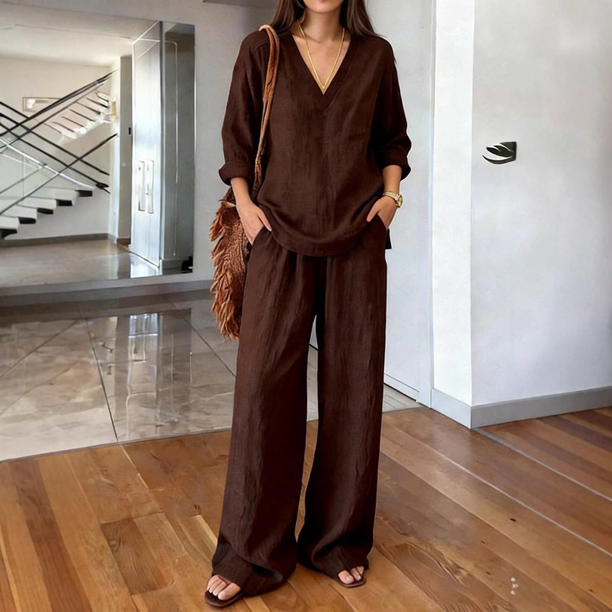 Comfortable Women's Pants with Relaxed Fit and Pockets