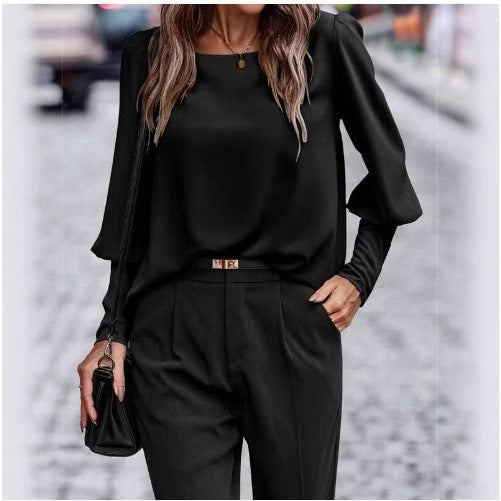 Women's Elegant Blouse with Puff Sleeve Details and Textured Fabric