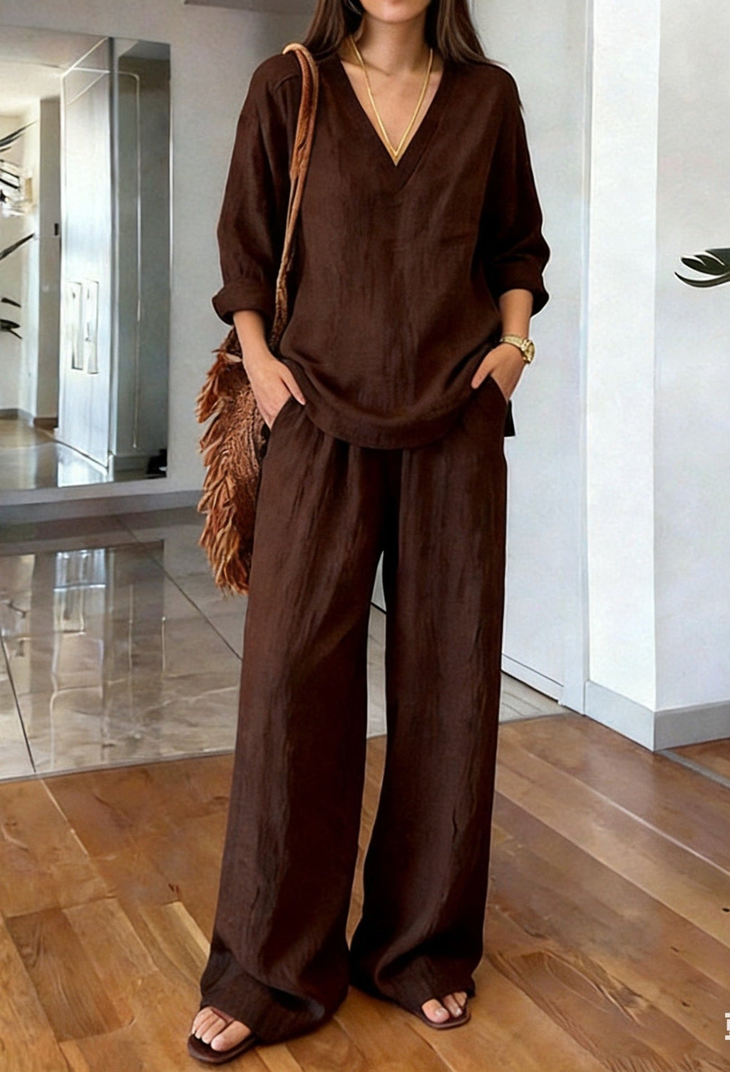 Comfortable Women's Pants with Relaxed Fit and Pockets