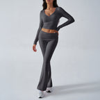 Women's form-fitting yoga set with high waist and V-neck