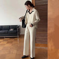 Women's Elegant and Casual Knit Set with V-Neck and Wide Hem