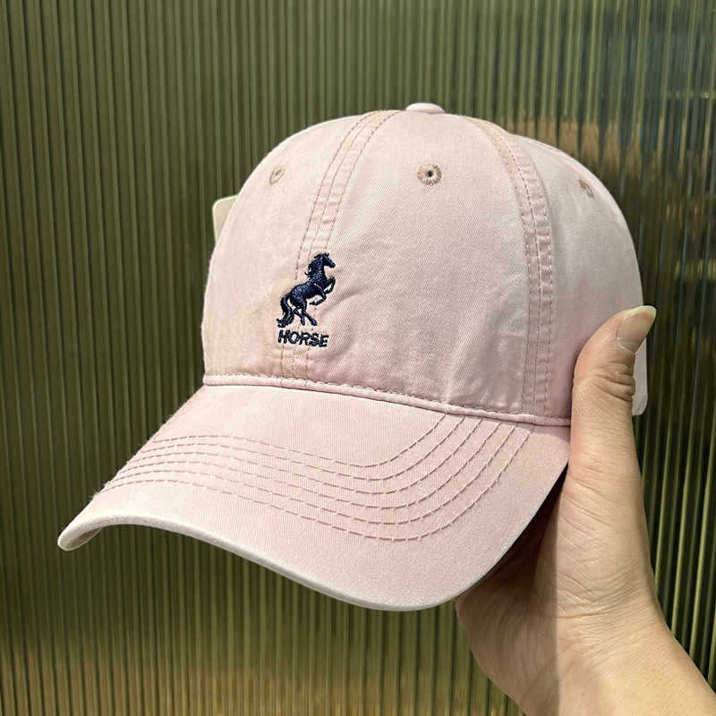 Men's Vintage-Inspired Adjustable Cap