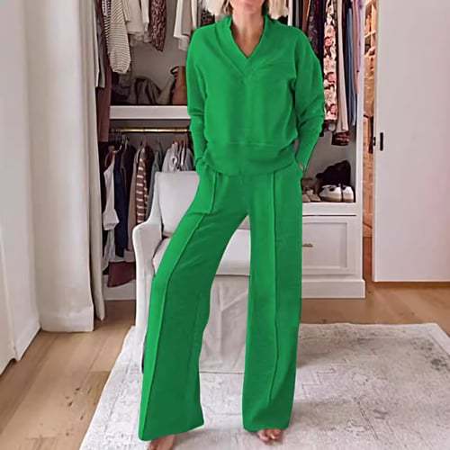 Women's Trendy Leisure Set with Wide Cut and Deep V-Neck