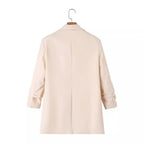 Women's Elegant Blazer with Modern Cut and Pockets