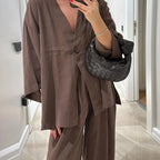 Elegant Kimono Jacket with Wide Sleeves and Loose Fit