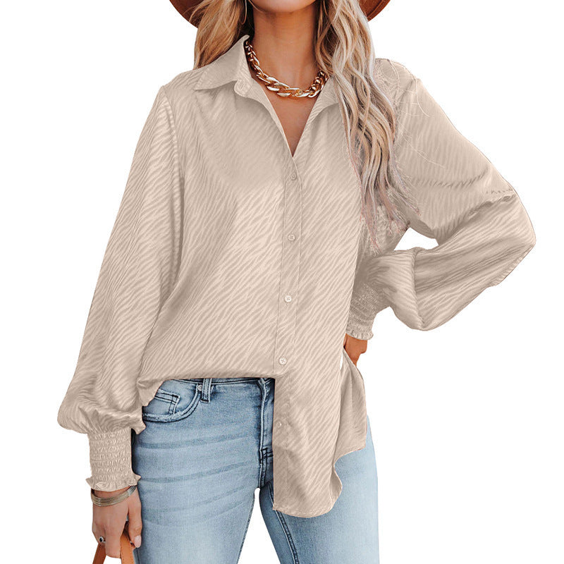 Elegant Blouse with Ruffles and Relaxed Fit