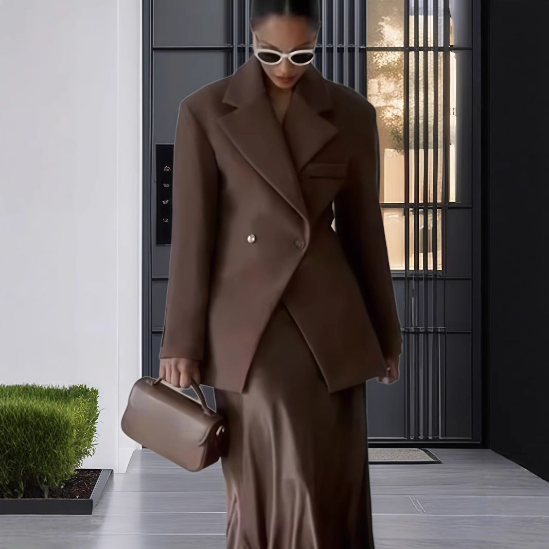Elegant Double-Breasted Blazer with High Collar