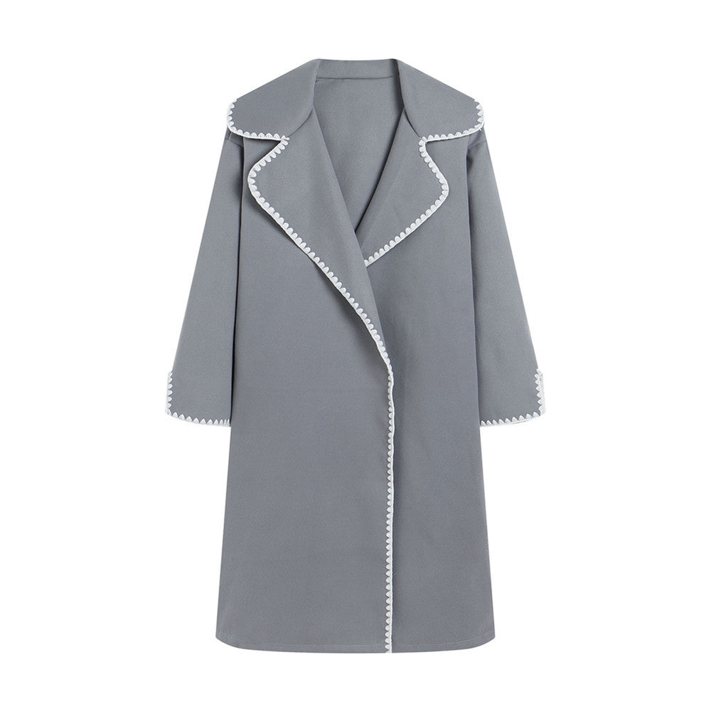Women's Elegant Coat with Stylish Fold-Over Collar and Contrasting Stitching