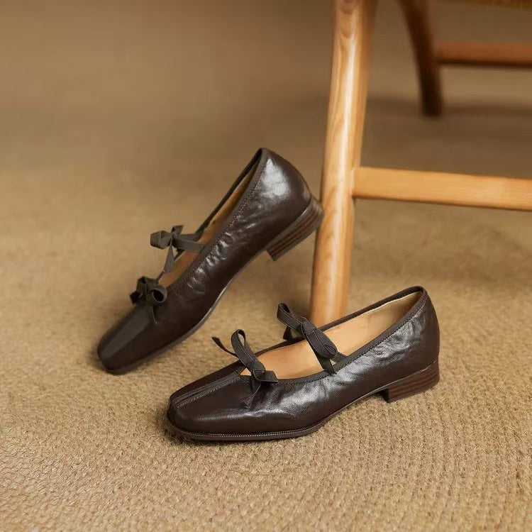 Women's Ballet Flats with Bow Detail and Leather Upper