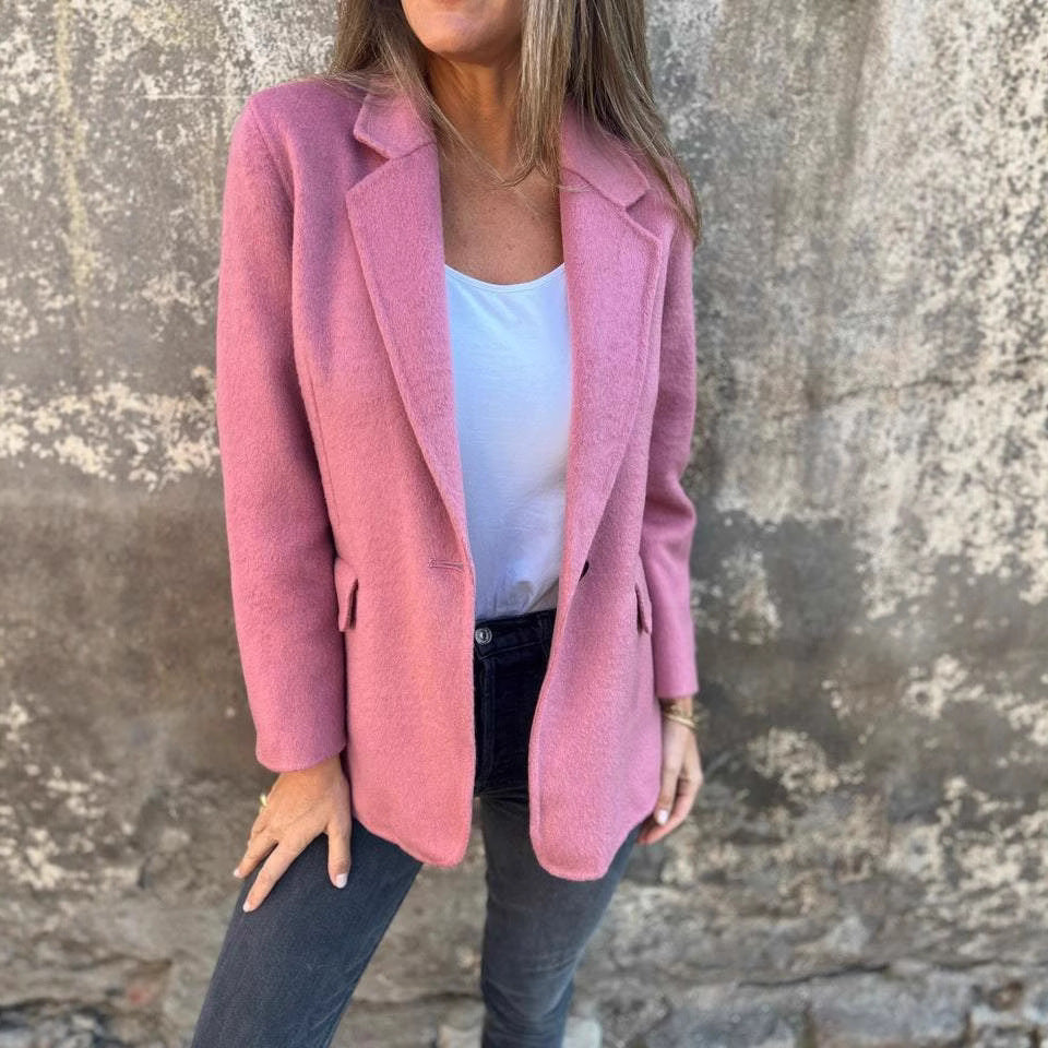 Elegant Wool Jacket with Double Button