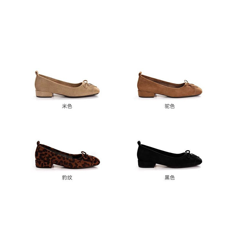 Women's Ballet Flats with Decorative Bow Detail