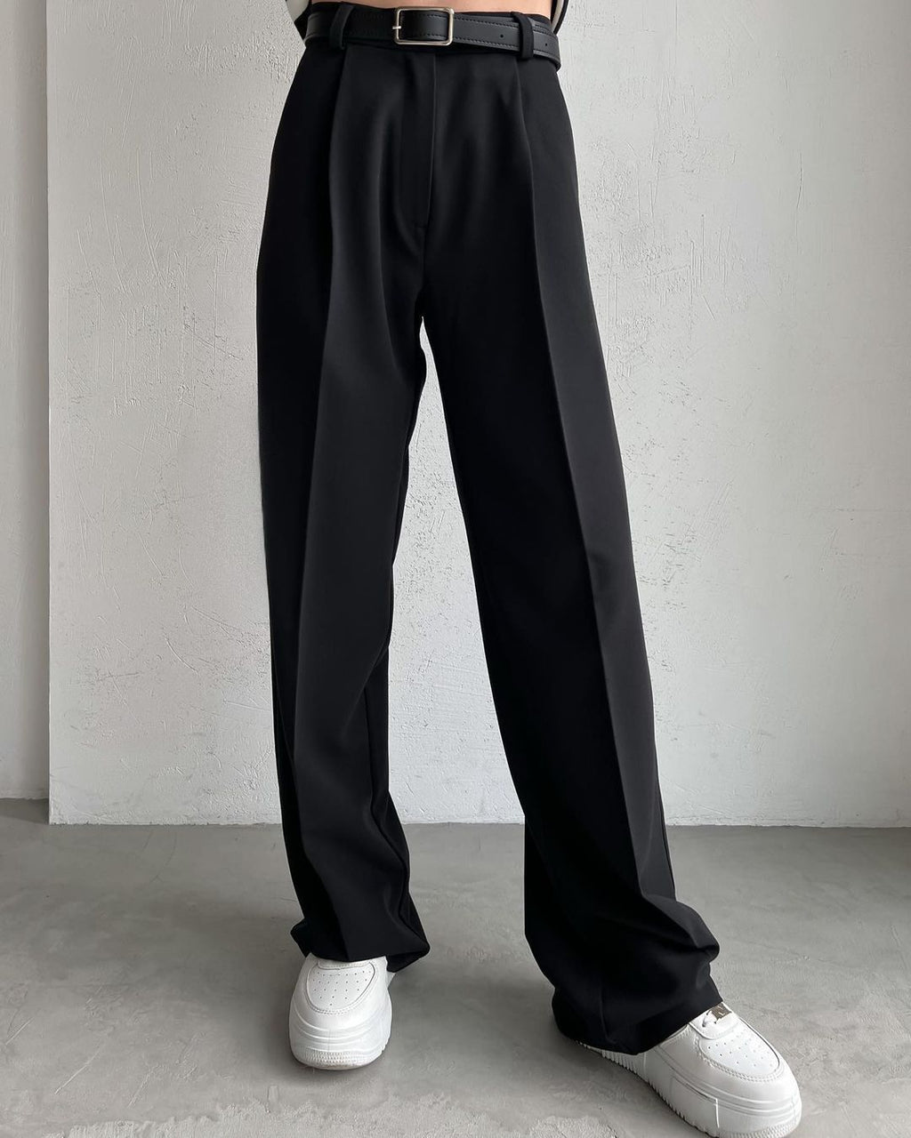 Women's Elegant High-Waist Trousers with Pressed Crease and Tie Belt
