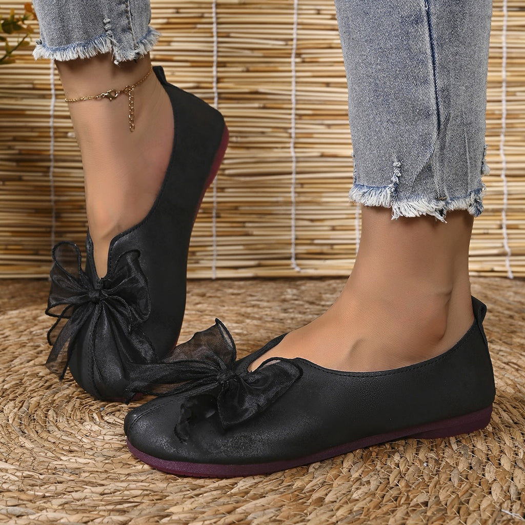 Women's Ballet Flats with Decorative Bow Detail