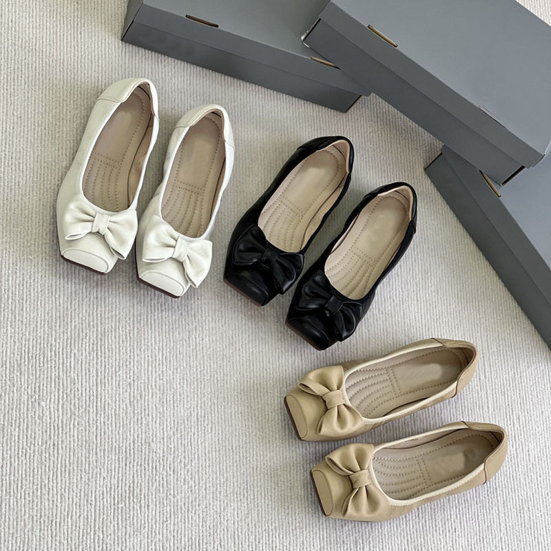 Women's Ballet Flats with Bow Accent