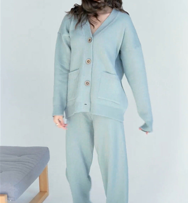 Women's Cozy Knit Cardigan with Pockets and Button Details
