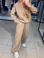 Casual Leisure Suit with Polka Dot Design